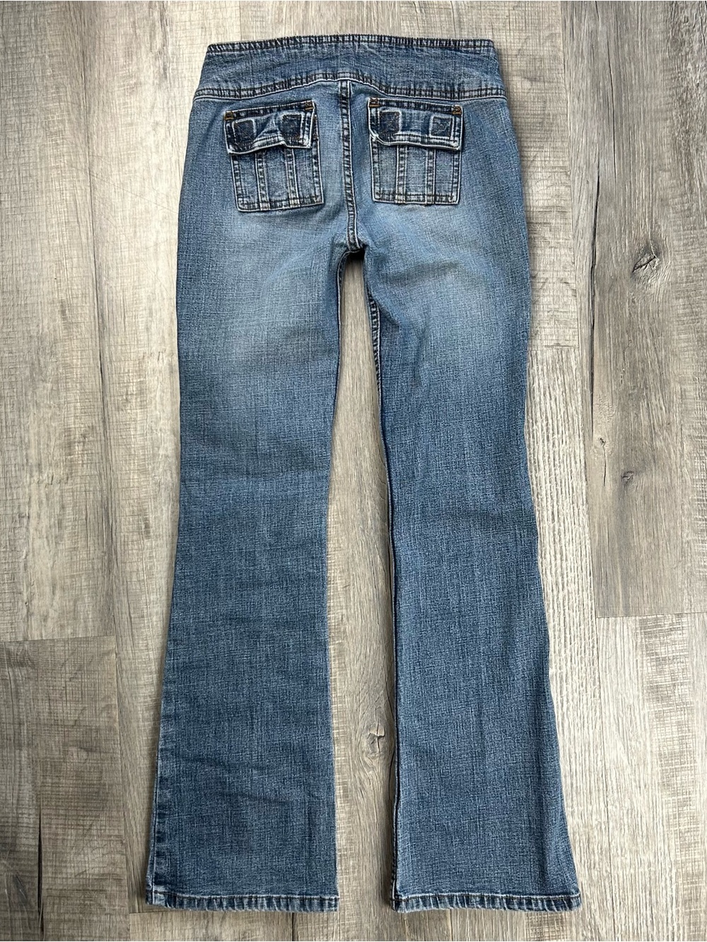 Y2K vintage L.E.I Low Rise Flare Jeans Size 1 with Velcro Pockets EUC - Picture 9 of 10
